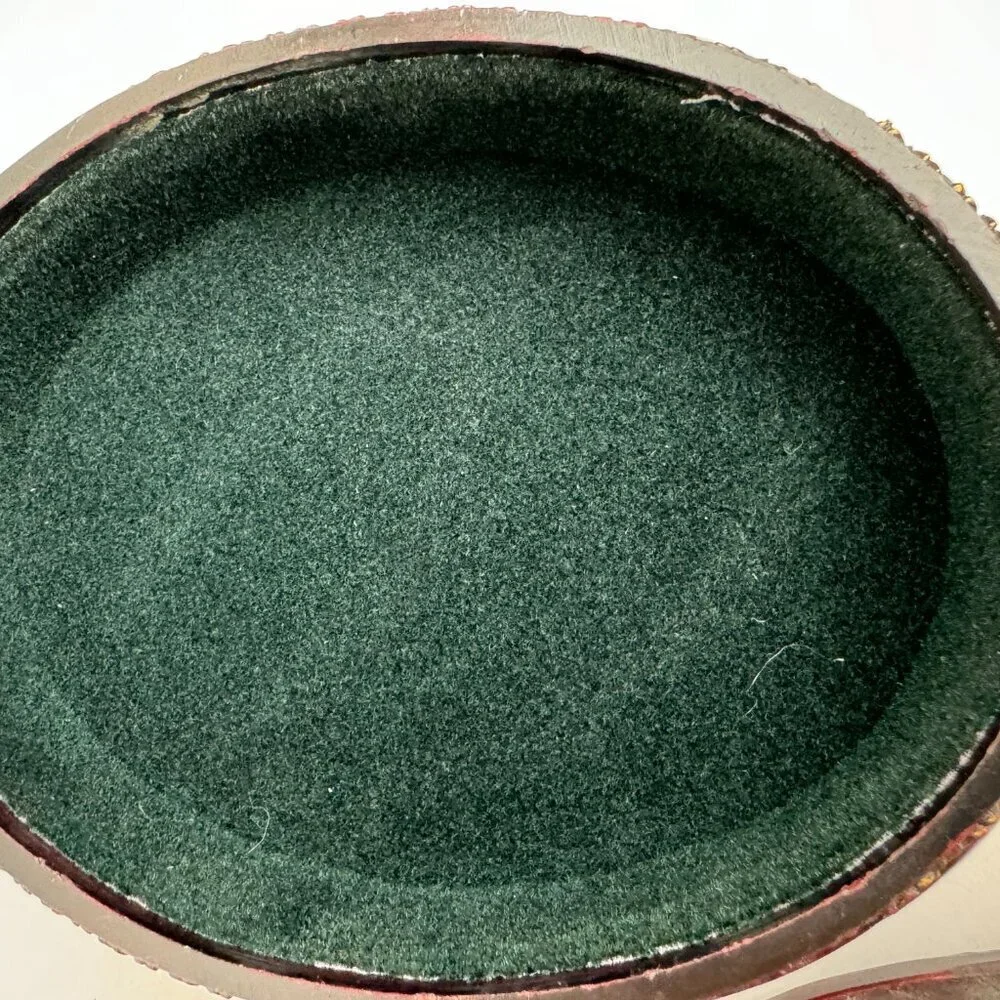 Vintage  Wooden Oval  Jewelry Box  Lid - Picture Frame Green Velvet